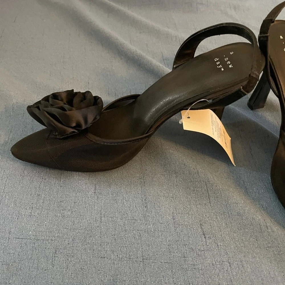 A New Day Fleur Slingback Heels, Size 9, NWT